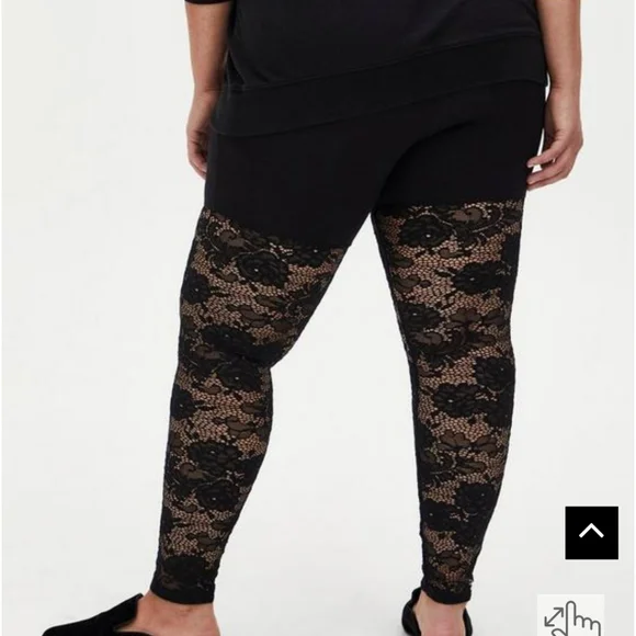Torrid black signature waist lace leggings size 2 - Picture 2 of 6